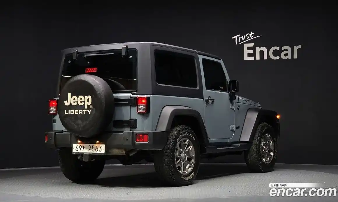 Jeep Wrangler 2014 2.8 Автомат в Москве № 182046, фото 16