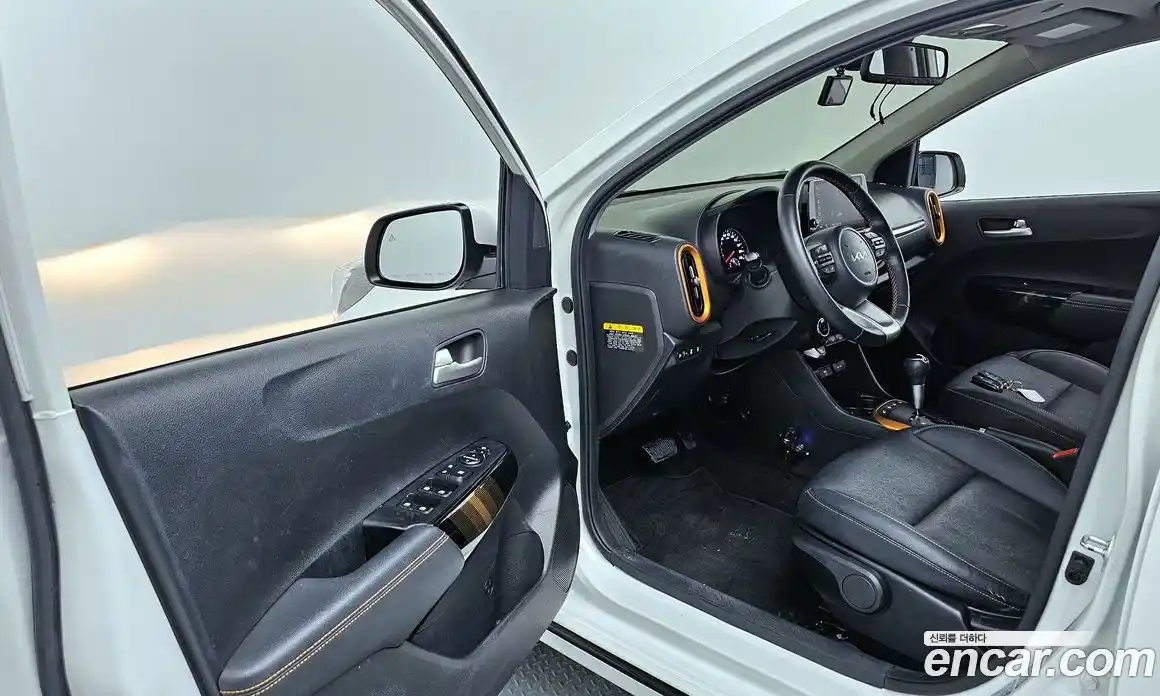 Kia Morning 2023 1.0 Автомат в Москве № 18304, фото 11