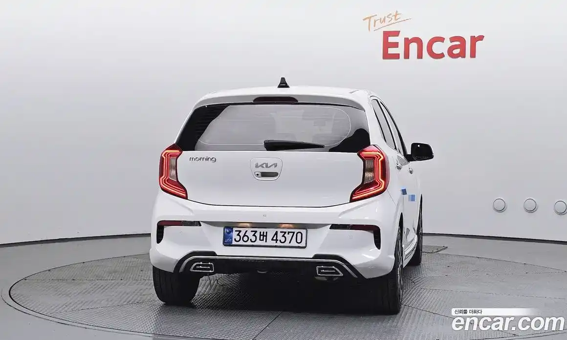 Kia Morning 2023 1.0 Автомат в Москве № 18304, фото 16