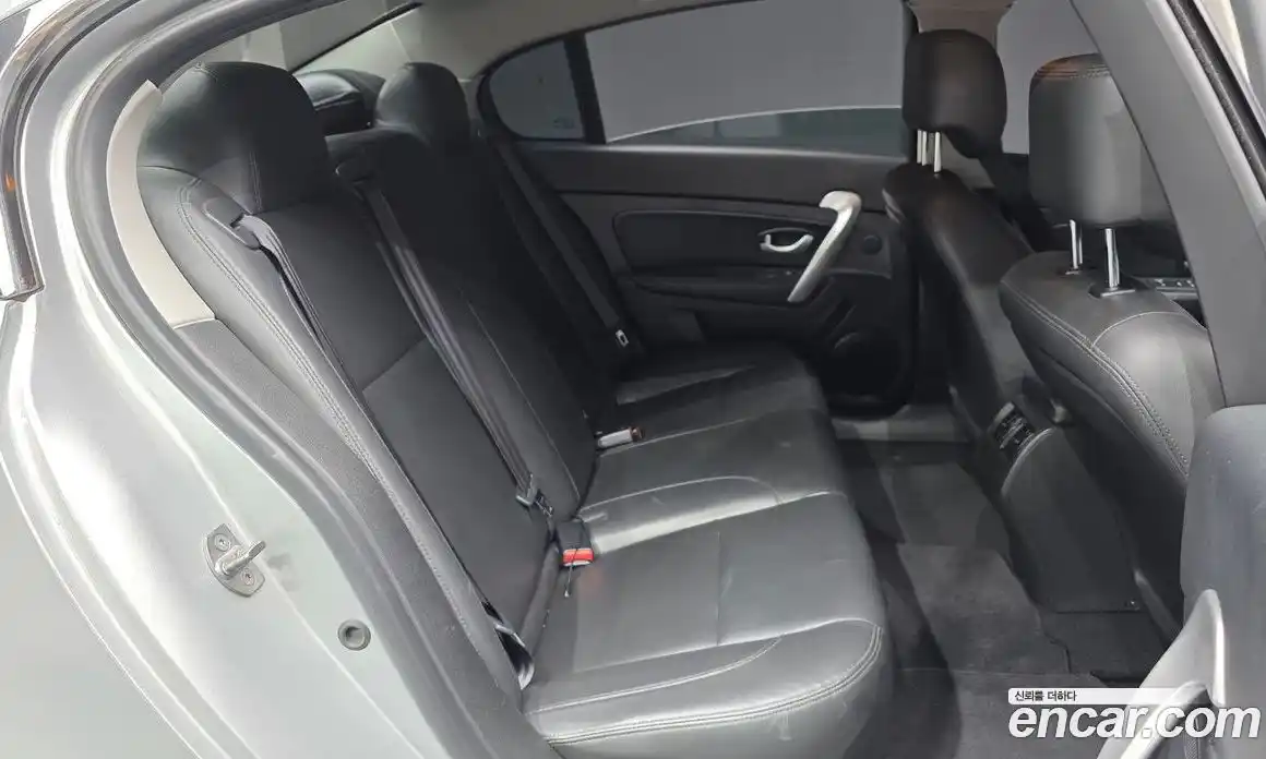 Renault SM5 2015 1.5 Автомат в Москве № 184805, фото 12