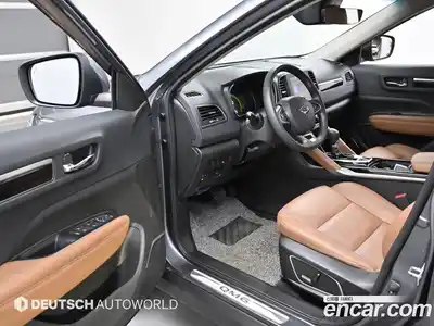 Renault QM6 2024 2.0 Автомат в Москве № 185340, миниатюра 11