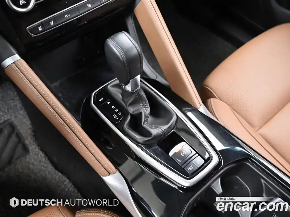 Renault QM6 2024 2.0 Автомат в Москве № 185340, фото 9