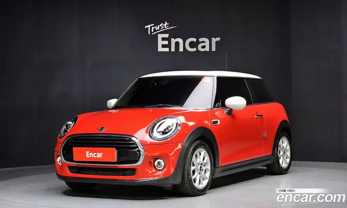 Mini Cooper 2021 1.5 Автомат в Москве № 186211, фото 15