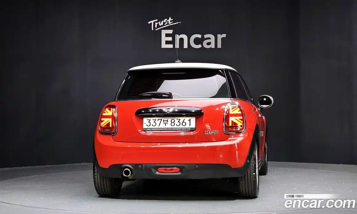 Mini Cooper 2021 1.5 Автомат в Москве № 186211, фото 17