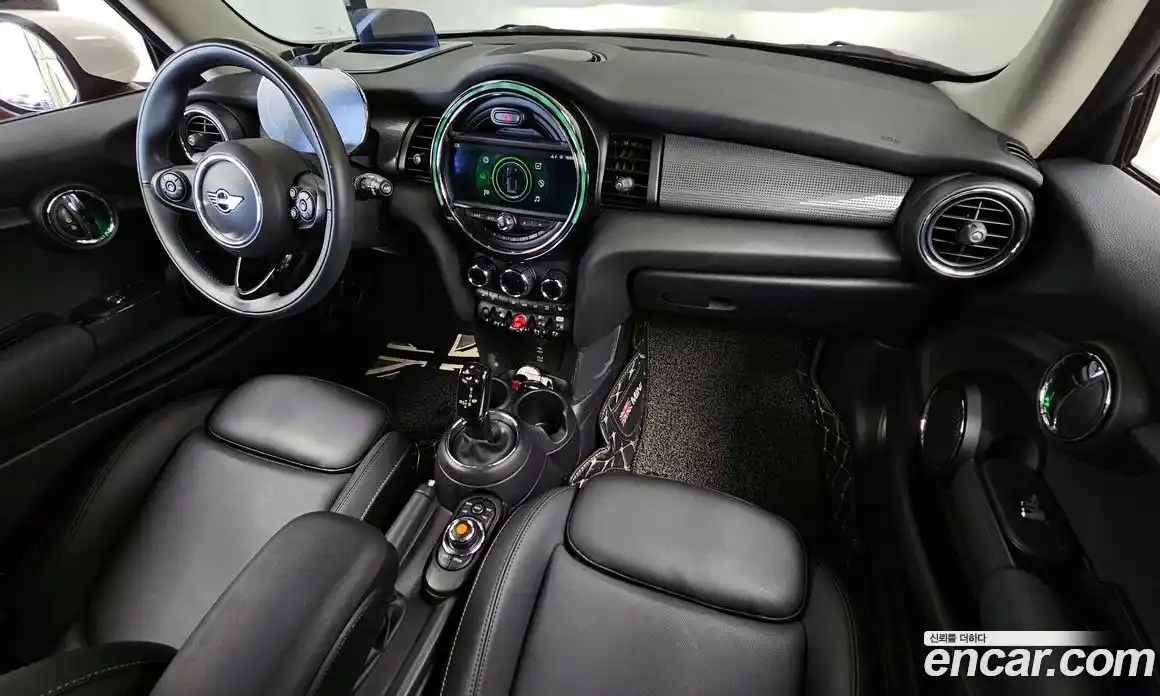 Mini Cooper 2021 1.5 Автомат в Москве № 186211, фото 6