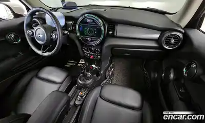 Mini Cooper 2021 1.5 Автомат в Москве № 186211, миниатюра 6