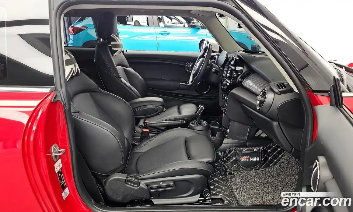 Mini Cooper 2021 1.5 Автомат в Москве № 186211, фото 7