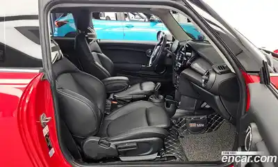 Mini Cooper 2021 1.5 Автомат в Москве № 186211, миниатюра 7