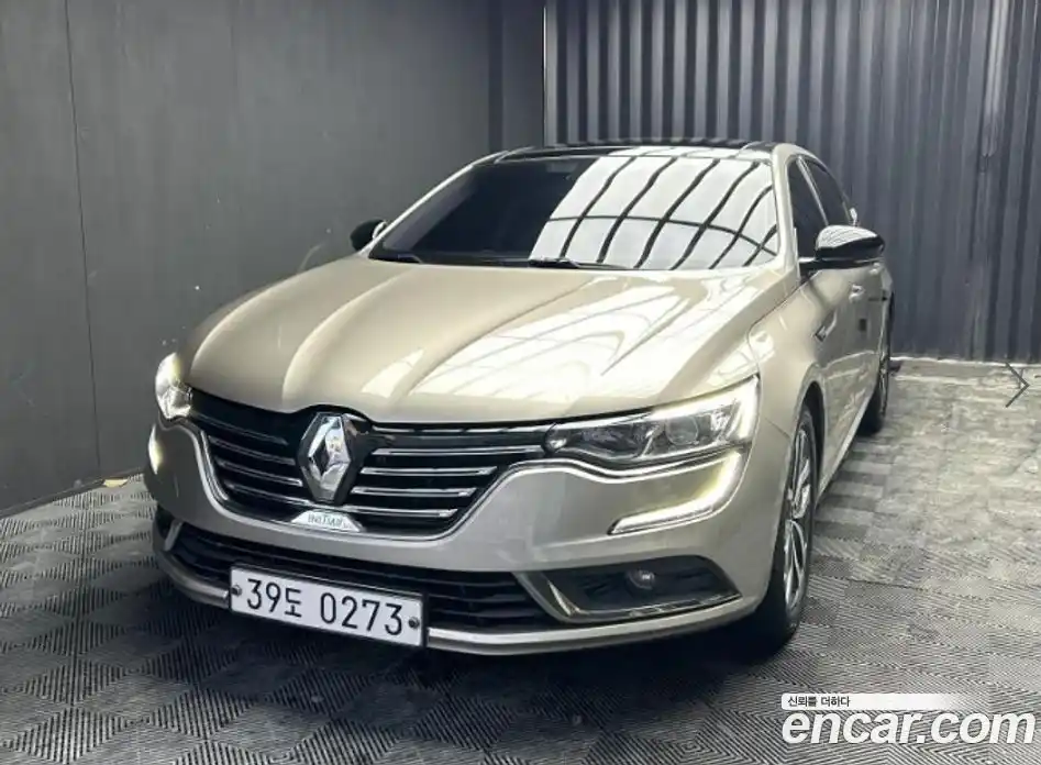 Renault SM6 2016 1.6 Автомат в Москве № 186518, фото 1