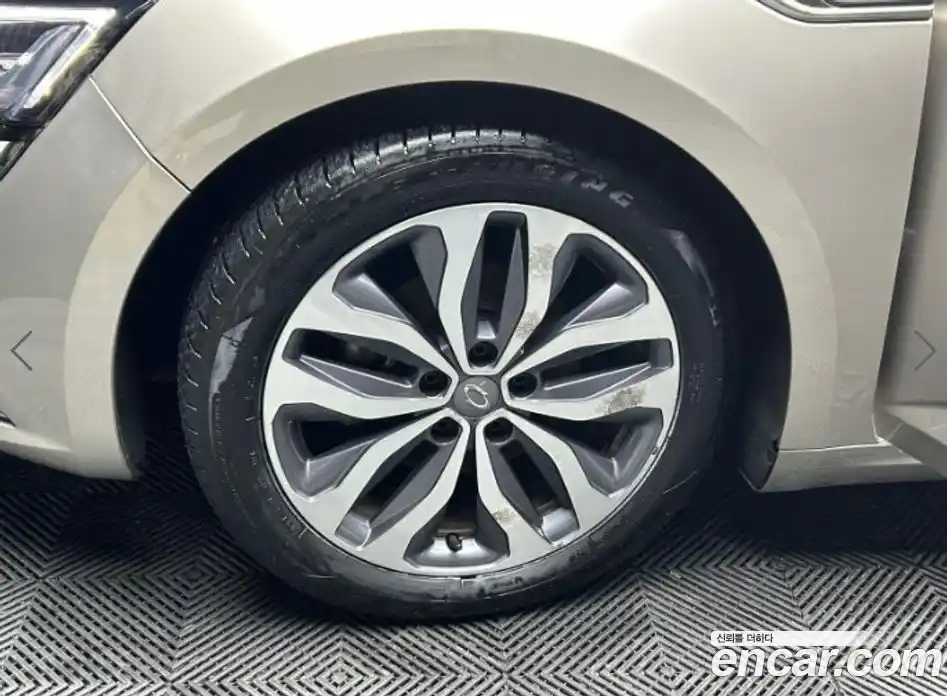 Renault SM6 2016 1.6 Автомат в Москве № 186518, фото 18