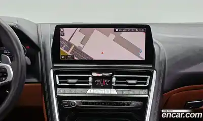 BMW 8-Series 2025 4.4 Автомат в Москве № 186862, миниатюра 2