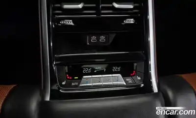 BMW 8-Series 2025 4.4 Автомат в Москве № 186862, миниатюра 4