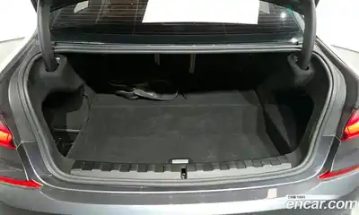 BMW 3-Series 2022 2.0 Автомат в Москве № 188807, миниатюра 2