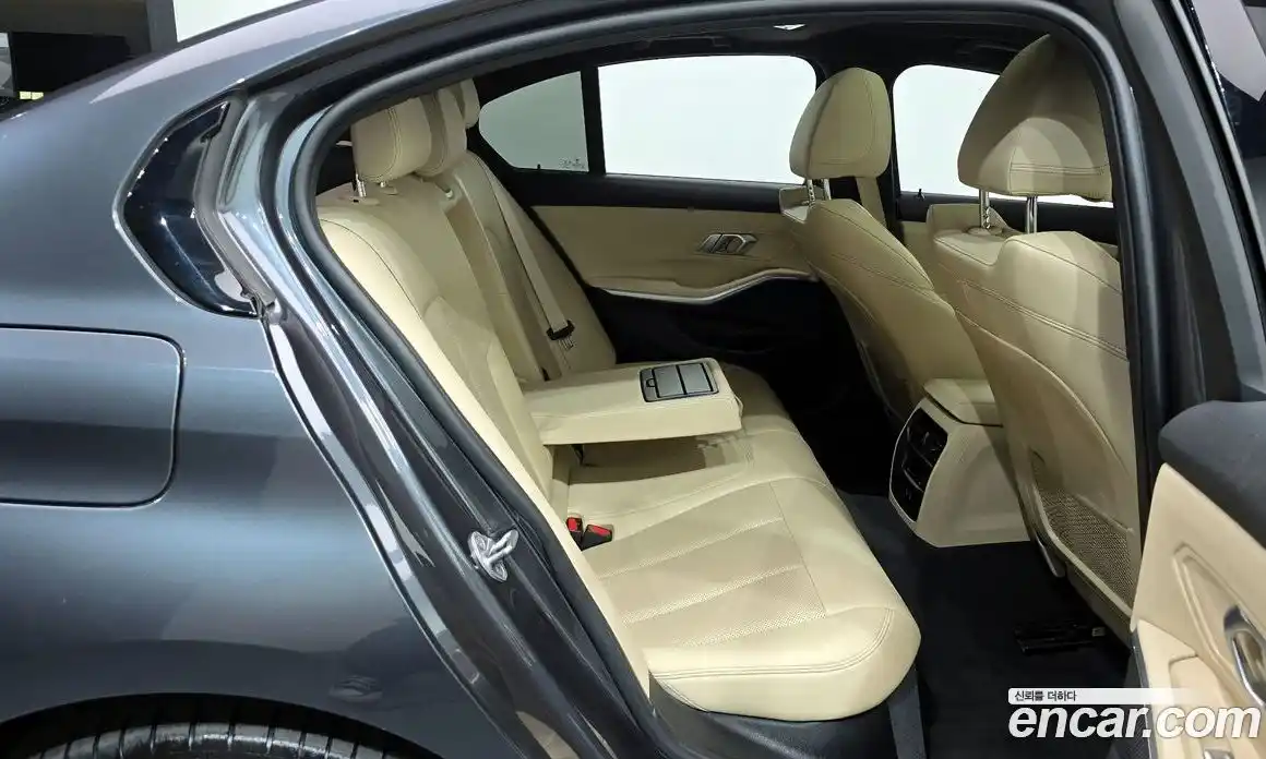 BMW 3-Series 2022 2.0 Автомат в Москве № 188807, фото 7