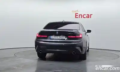 BMW 3-Series 2022 2.0 Автомат в Москве № 188807, миниатюра 8