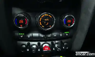 Mini Cooper 2017 1.5 Автомат в Москве № 189965, миниатюра 4