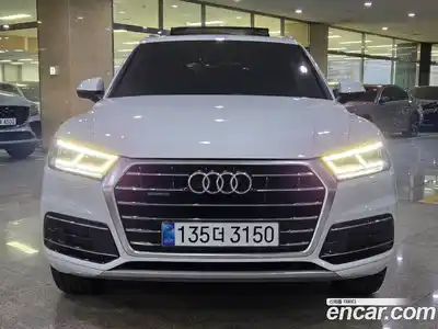 Audi Q5 2020 2.0 Автомат в Москве № 190391, миниатюра 2