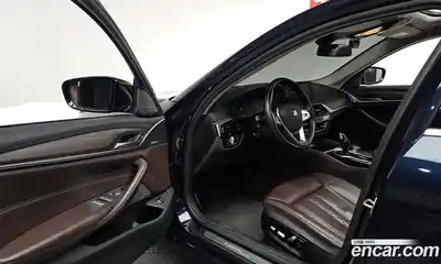 BMW 5-Series 2020 2.0 Автомат в Москве № 190957, миниатюра 4