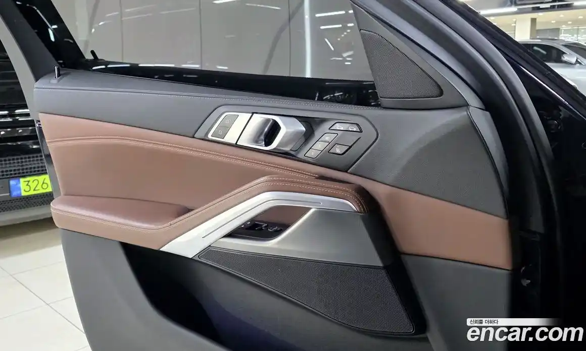 BMW X6 2022 3.0 Автомат в Москве № 191755, фото 17