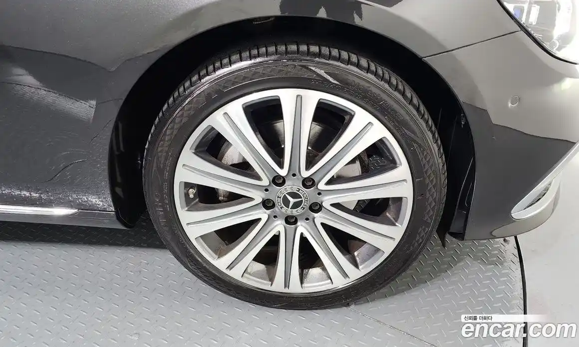 Mercedes-Benz E-Class 2021 1.9 Автомат в Москве № 194009, фото 15