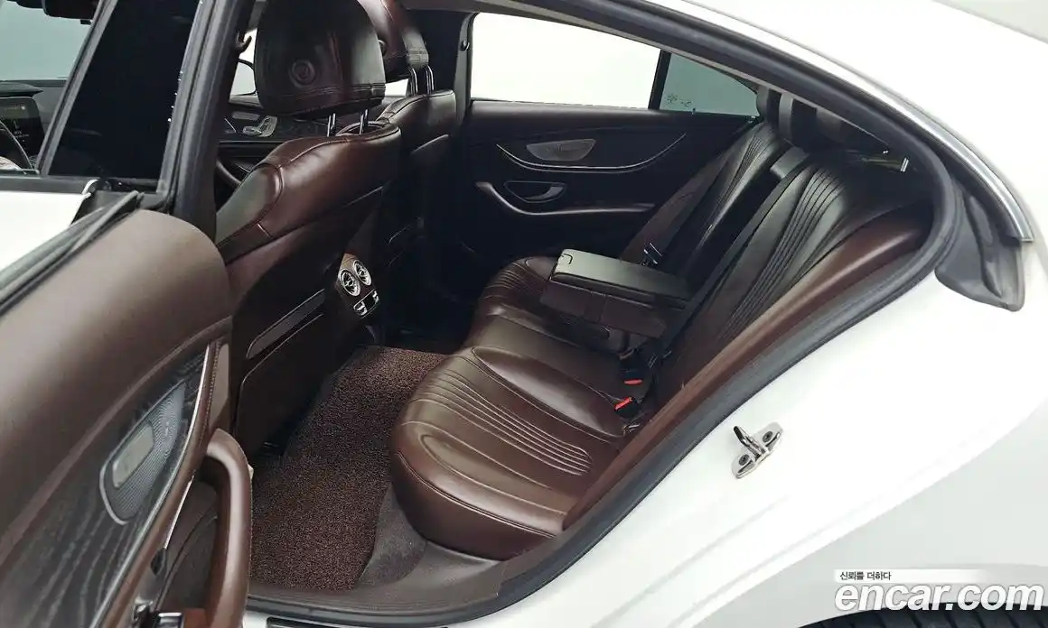 Mercedes-Benz CLS-Class 2021 3.0 Автомат в Москве № 195117, фото 3