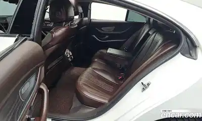 Mercedes-Benz CLS-Class 2021 3.0 Автомат в Москве № 195117, миниатюра 3