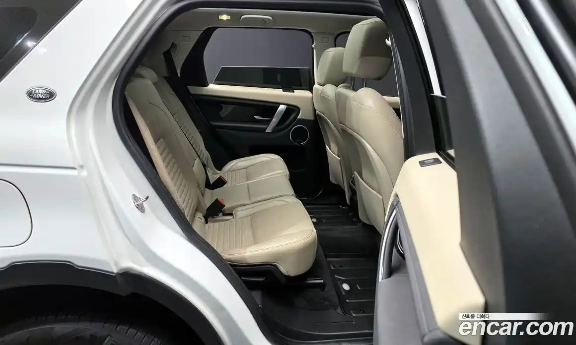 Land Rover Discovery Sport 2020 2.0 Автомат в Москве № 198258, фото 14