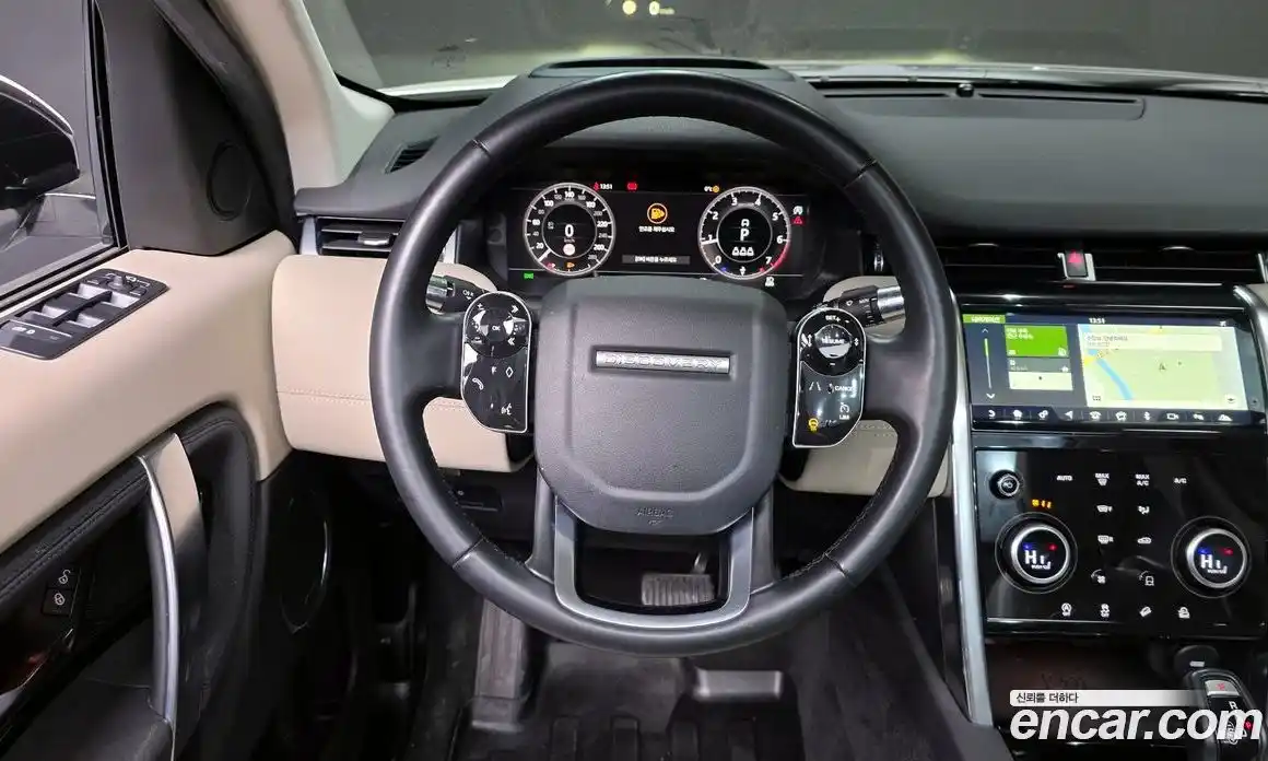 Land Rover Discovery Sport 2020 2.0 Автомат в Москве № 198258, фото 19