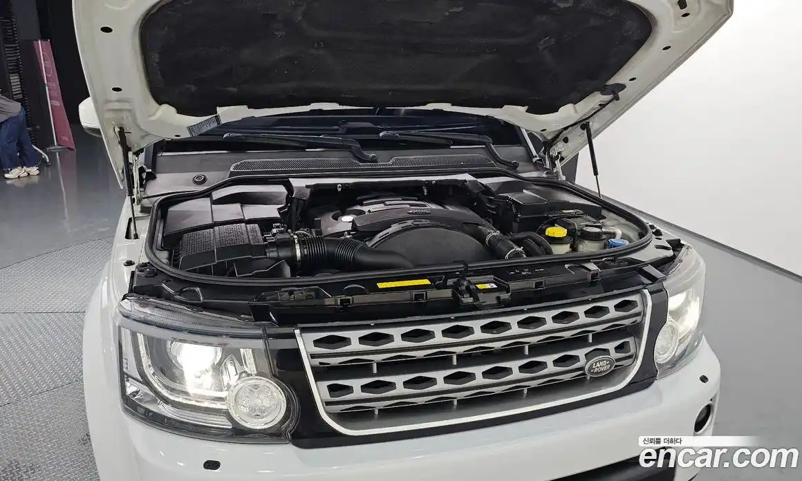 Land Rover Discovery 2016 3.0 Автомат в Москве № 198301, фото 6