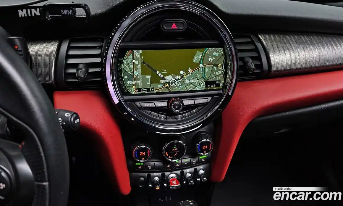 Mini Cooper 2018 2.0 Автомат в Москве № 198407, фото 13