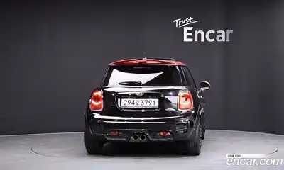 Mini Cooper 2018 2.0 Автомат в Москве № 198407, миниатюра 3