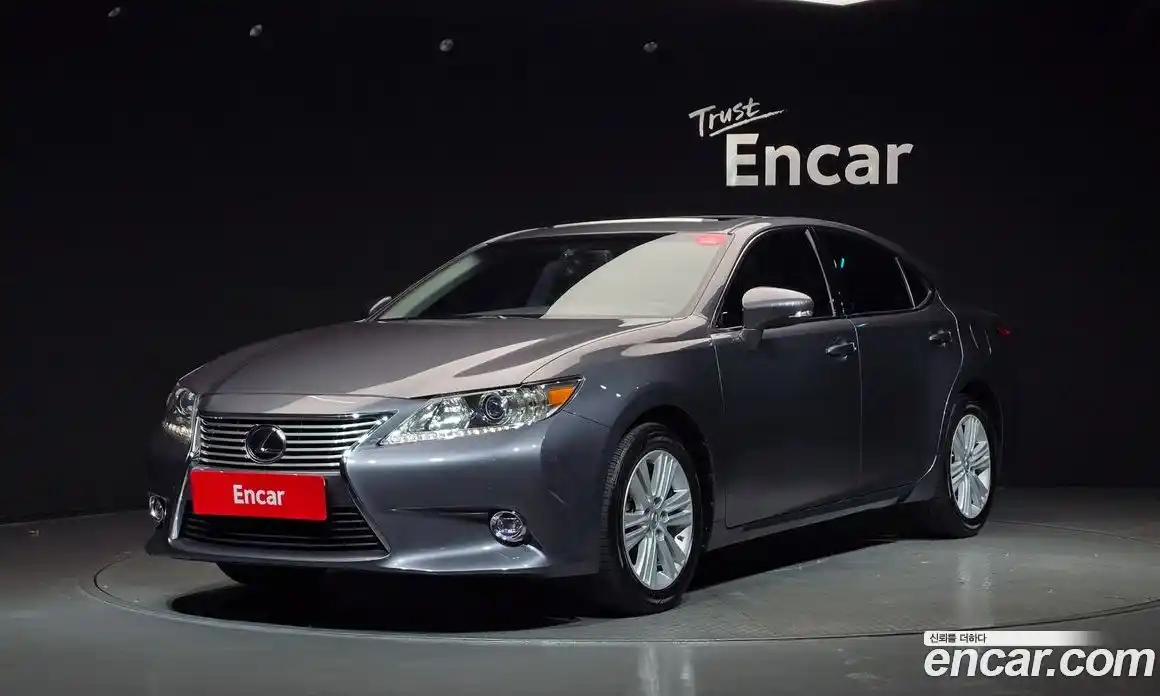 Lexus ES 2014 3.5 Автомат в Москве № 198804, фото 11