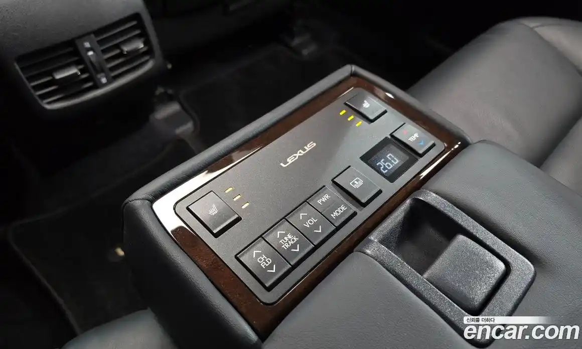 Lexus ES 2014 3.5 Автомат в Москве № 198804, фото 5