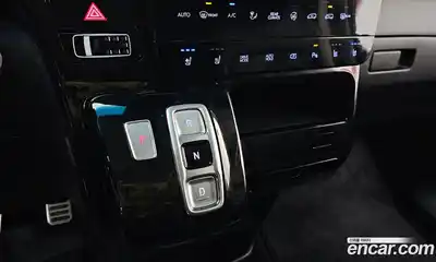 Hyundai Staria 2024 2.2 Автомат в Москве № 2045, миниатюра 2