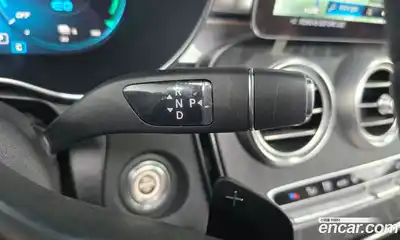 Mercedes-Benz GLC-Class 2023 2.0 Автомат в Москве № 206509, миниатюра 2