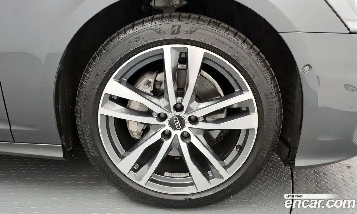 Audi A6 2023 2.0 Автомат в Москве № 210312, фото 3