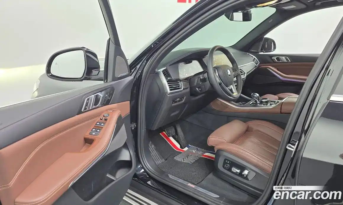 BMW X5 2023 3.0 Автомат в Москве № 210383, фото 10