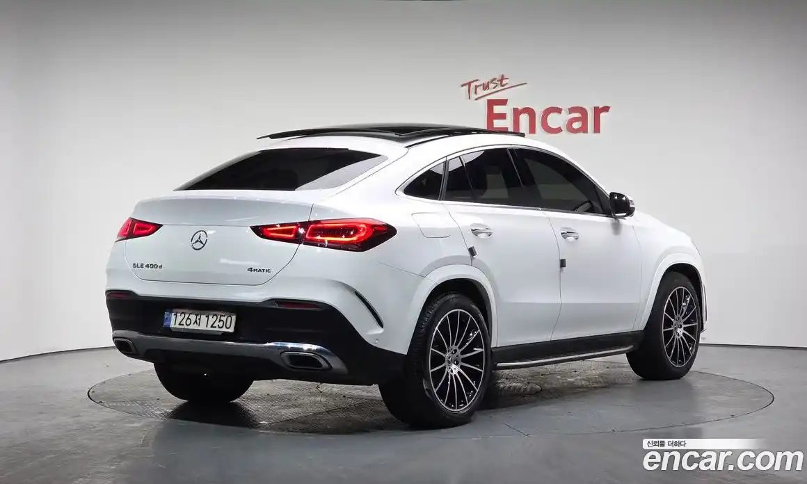 Mercedes-Benz GLE-Class 2022 2.9 Автомат в Москве № 212185, фото 10