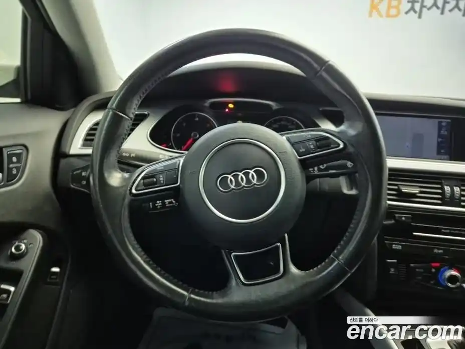 Audi A4 2015 2.0 Автомат в Москве № 212261, фото 16