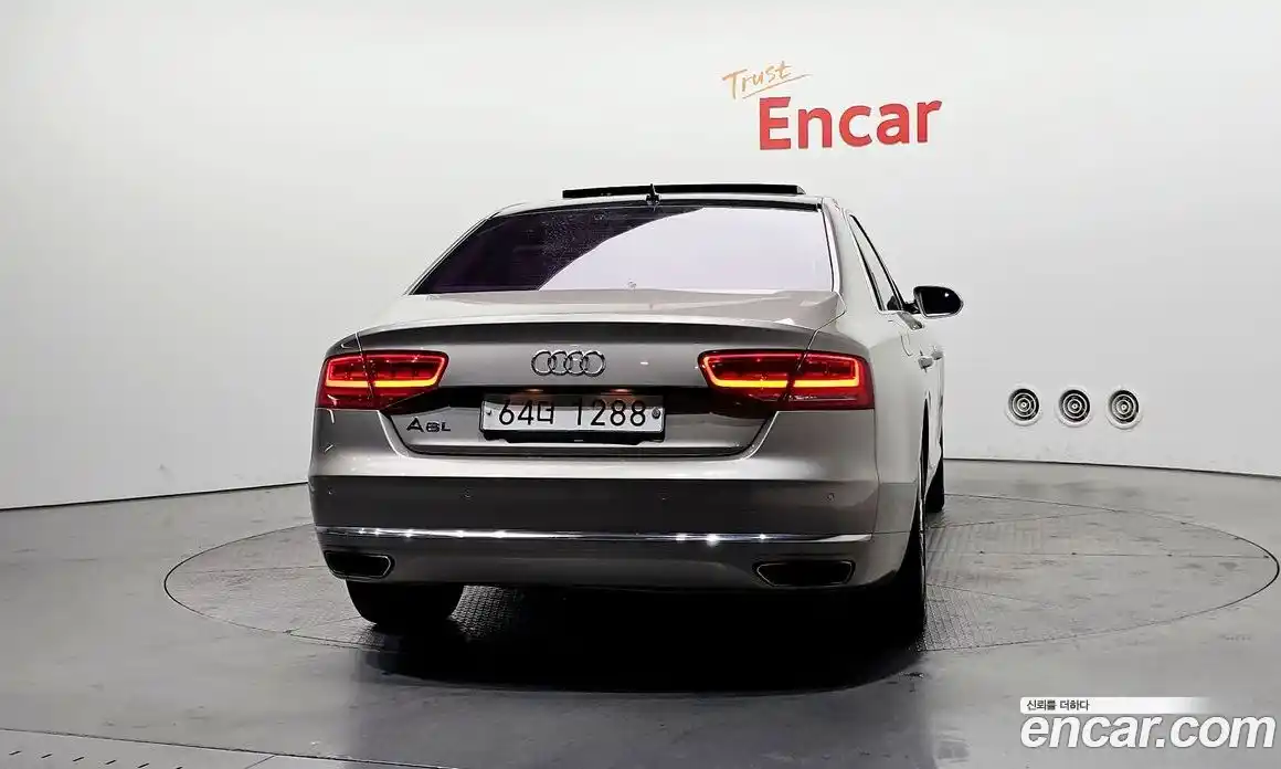 Audi A8 2012 4.2 Автомат в Москве № 212668, фото 14