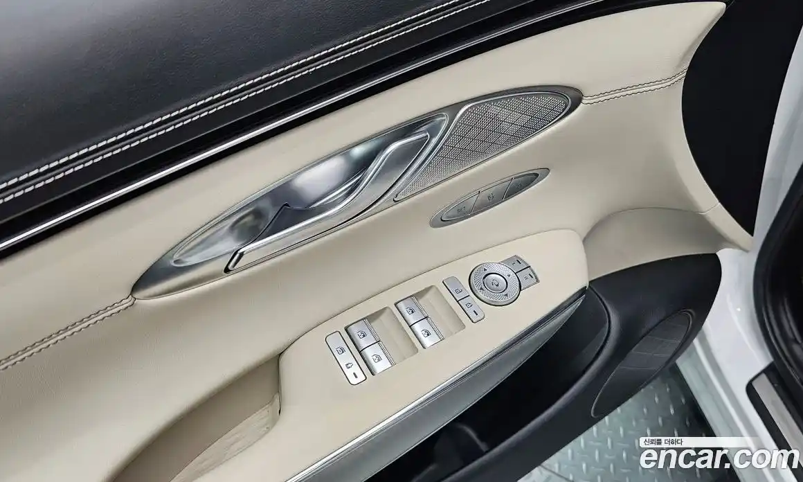 Genesis GV70 2022 2.2 Автомат в Москве № 21311, фото 18