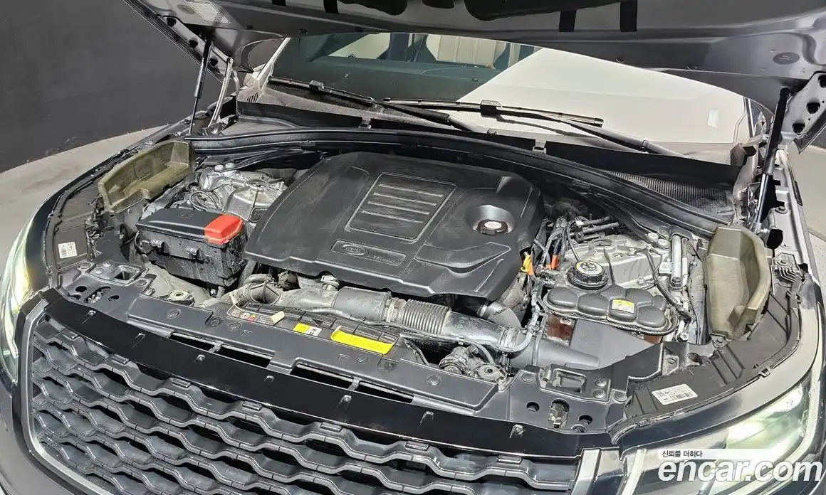 Land Rover Range-Rover Velar 2022 2.0 Автомат в Москве № 213317, фото 20