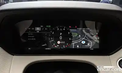 Land Rover Range-Rover Velar 2022 2.0 Автомат в Москве № 213317, миниатюра 6