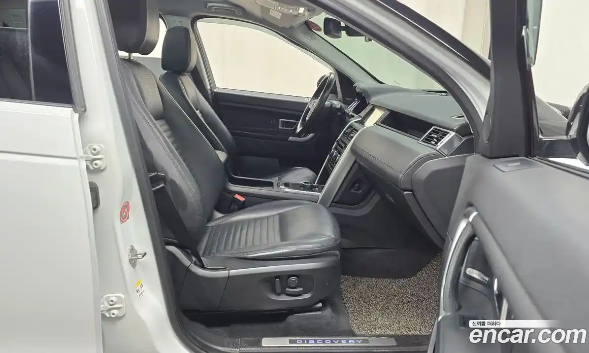 Land Rover Discovery Sport 2018 2.0 Автомат в Москве № 213680, фото 18