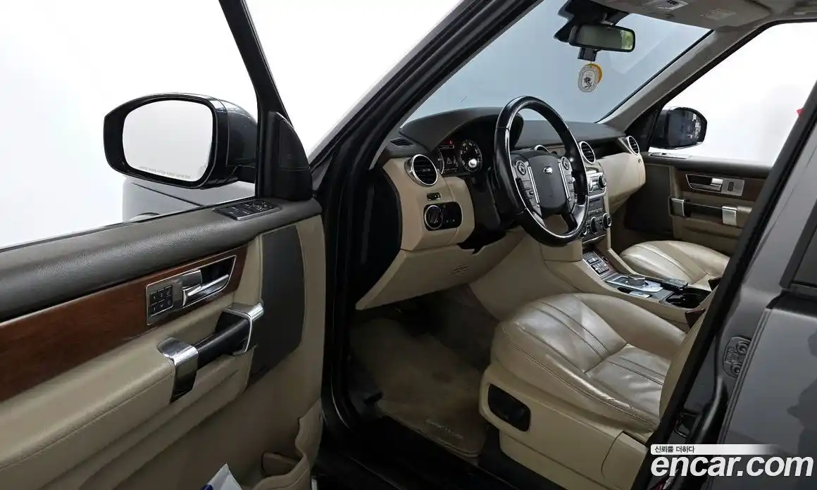 Land Rover Discovery 2016 3.0 Автомат в Москве № 213747, фото 10