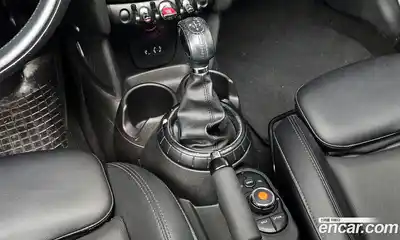 Mini Cooper 2016 1.5 Автомат в Москве № 214327, миниатюра 11