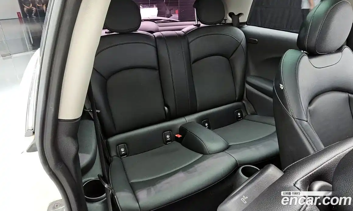 Mini Cooper 2016 1.5 Автомат в Москве № 214327, фото 3