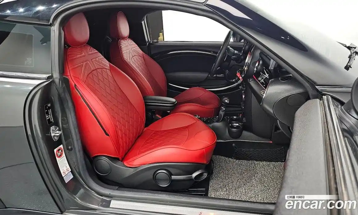 Mini Coupe 2013 2.0 Автомат в Москве № 214385, фото 10