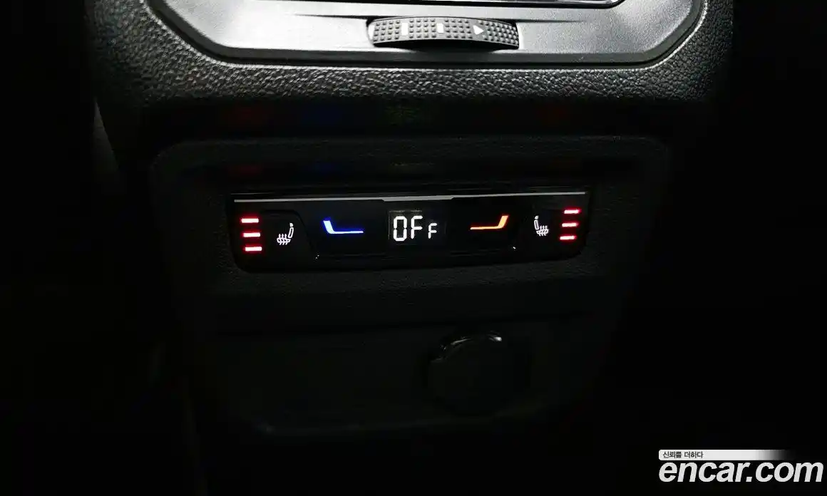 Volkswagen Tiguan 2022 2.0 Автомат в Москве № 214978, фото 3