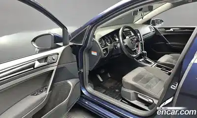 Volkswagen Golf 2016 2.0 Автомат в Москве № 215370, миниатюра 11